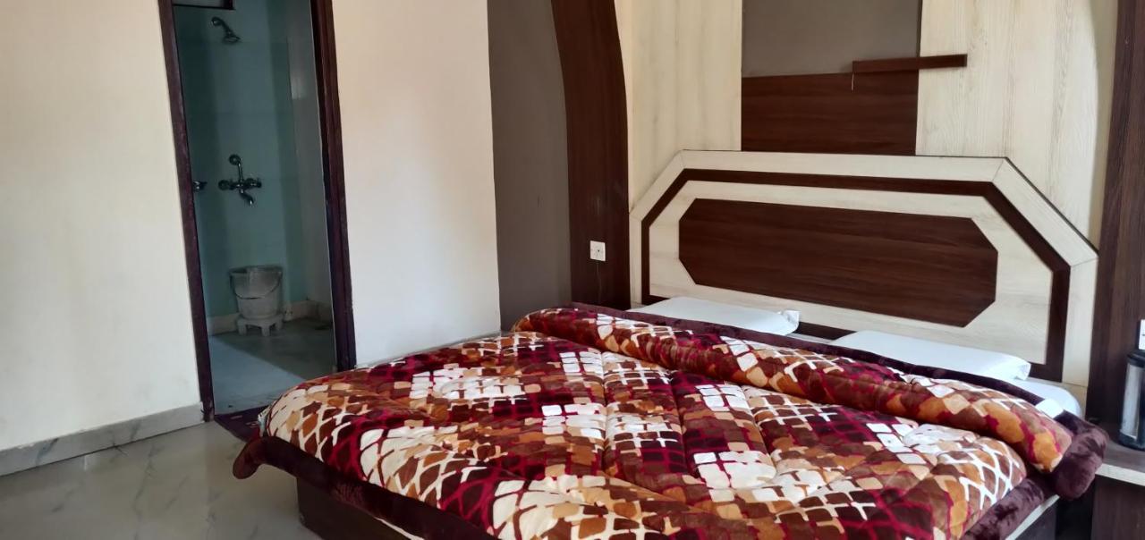 Hotel Shakuntala Katra  Dış mekan fotoğraf