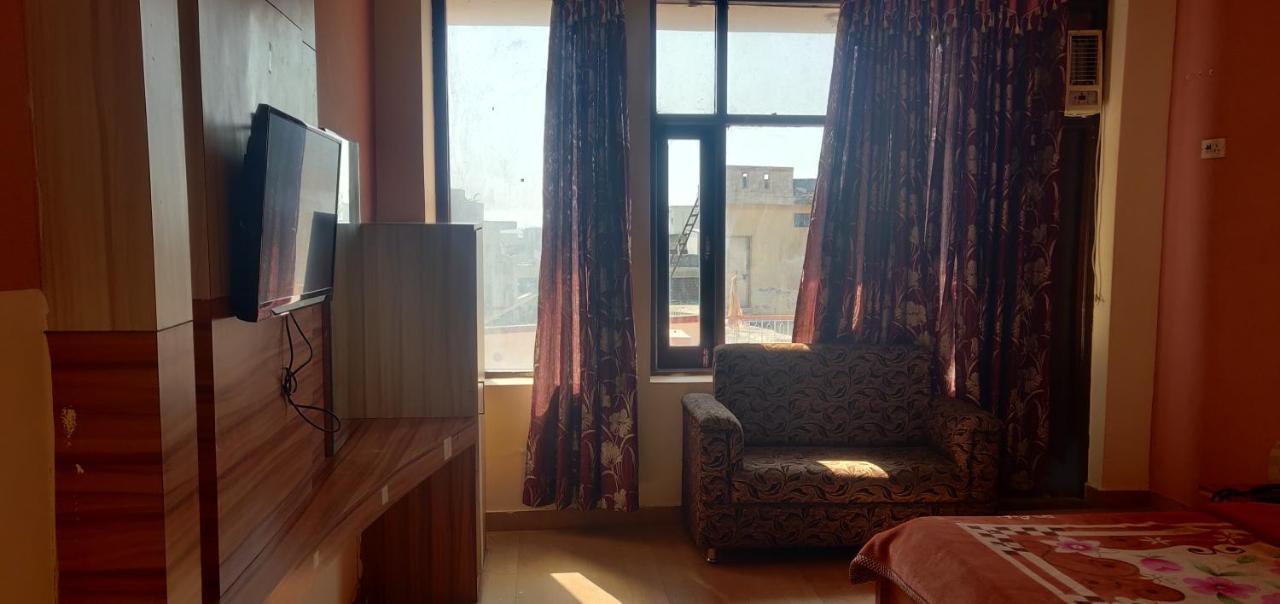 Hotel Shakuntala Katra  Dış mekan fotoğraf